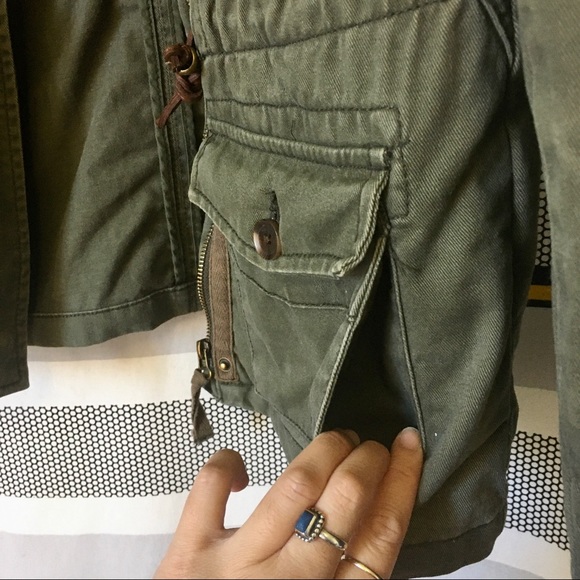 🟠 2/$20 H&M LOGG Utility Jacket - Army Green (8) - Picture 8 of 13